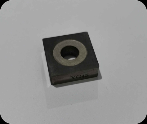 El torno del carburo cementado del WC Co del CNC equipa YC45 para moler de cara